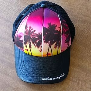 Trucker hat